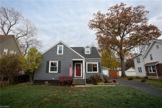 2039 Lorena Ave, Akron, OH 44313