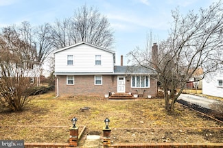 1034 Excelsior Dr, Upper Chichester, PA 19014