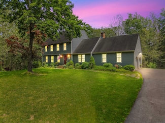 37 Sheffield Ln, Madison, CT 06443