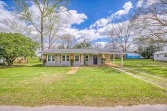 5320 Hutto Ln, Jay, FL 32565