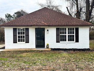 3914 Schoolfield Rd, Memphis, TN 38127