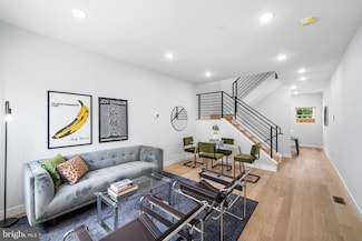 2156 N Randolph St, Philadelphia, PA 19122