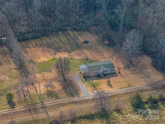 680 Plainview Estate Ln, Vale, NC 28168