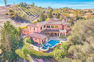 4633 Olive Hill Rd, Fallbrook, CA 92028