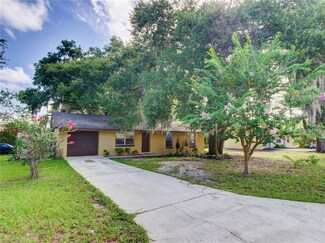 613 E Waldo St, Groveland, FL 34736
