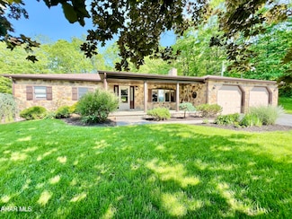 442 Old Henry Path Rd, New Enterprise, PA 16664