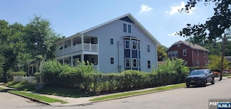 4 Orchard Square Unit 1, Caldwell, NJ 07006