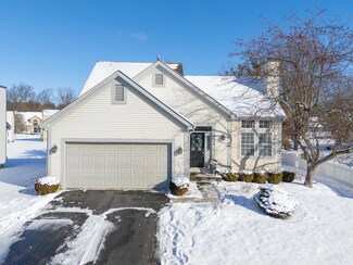 5544 Wolf Run Dr, Columbus, OH 43230