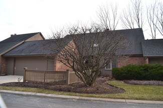 2423 Tall Oaks Dr, Elgin, IL 60123