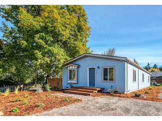 2777 Riverview St, Eugene, OR 97403