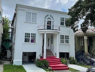 4233 Fontainebleau Dr, New Orleans, LA 70125