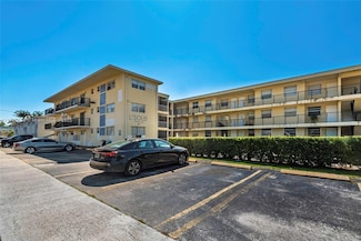 1100 NE 1st Ct Unit 306, Hallandale Beach, FL 33009