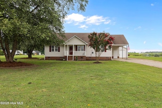 4977 Carter Rd, Elm City, NC 27822