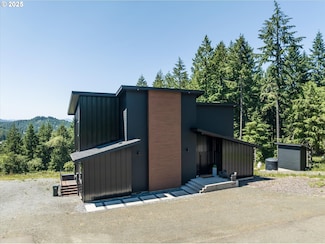85168 Strayer Place, Eugene, OR 97405