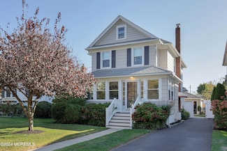 138 Mechanic St, Red Bank, NJ 07701