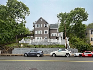 468 Salem St Unit 4, Malden, MA 02148