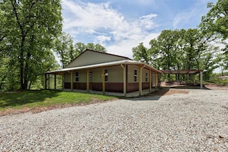 129 Silverwood Ln, Tecumseh, OK 74873