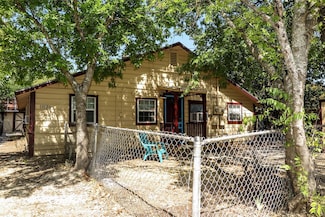 1312 S Pine St Unit A, Georgetown, TX 78626