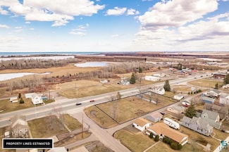 2702 E 2nd St, Superior, WI 54880