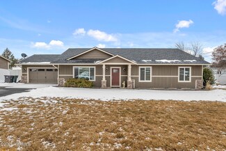 6604 W Chestnut Ave, Yakima, WA 98908