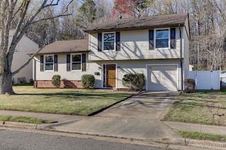 45 Santa Barbara Dr, Hampton, VA 23666