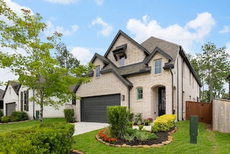 221 Sky Top Dr, Montgomery, TX 77316