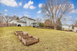 41 Newbury Cir, Madison, WI 53711