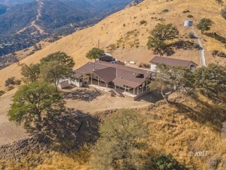 231 Earl Pascoe Rd, Wofford Heights, CA 93285