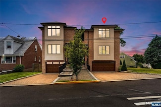 11 Linda Ln Unit B, Fairview, NJ 07022