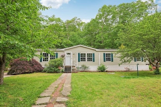 507 Chases Grove Rd, Derry, NH 03038