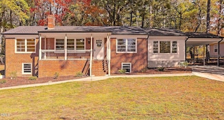 502 Burton St, Fuquay Varina, NC 27526