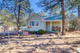 2185 Forest Park Dr, Overgaard, AZ 85933