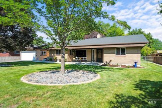 2115 Washington Ave, Caldwell, ID 83605