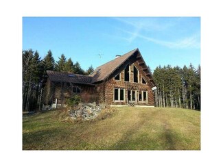 93 Morris Ln, Saint George, ME 04860
