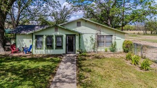 20399 Quemado Ave, Quemado, TX 78877