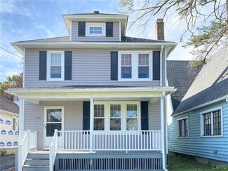 2011 Noyes St, Utica, NY 13502