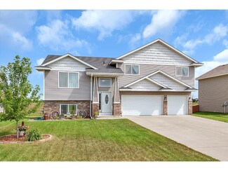 7614 Church St, Clear Lake, MN 55319