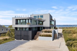 780 Dune Rd, Westhampton Beach, NY 11978