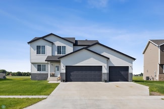 7271 101st Ave S, Horace, ND 58047