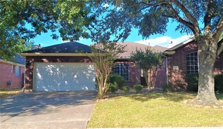1927 Winding Hollow Dr, Katy, TX 77450
