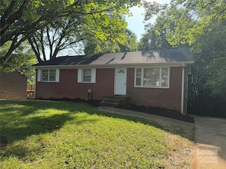 918 Canterbury Ct, Gastonia, NC 28052