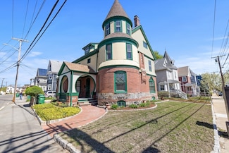 124 Boston Ave, Medford, MA 02155