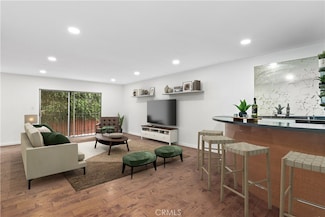 1045 N Kings Rd Unit 105, West Hollywood, CA 90069