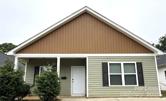 635 Northway Dr, Charlotte, NC 28208