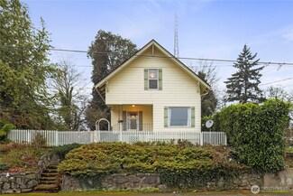 1715 Elizabeth Ave, Bremerton, WA 98337