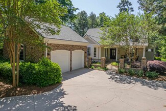 1031 Olde Chapel Ln, Greensboro, GA 30642