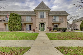2649 Georgetowne Dr Unit C1, Highland, IN 46322