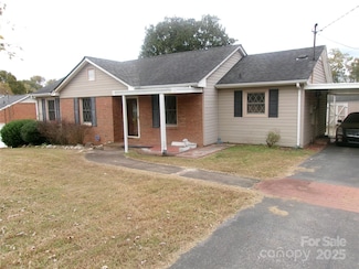 2015 Foxworth Ln, Gastonia, NC 28052