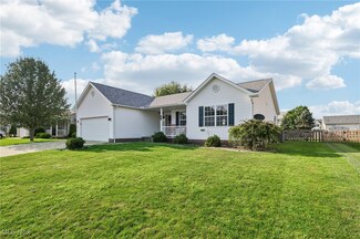1010 Yorkshire Dr, Ravenna, OH 44266