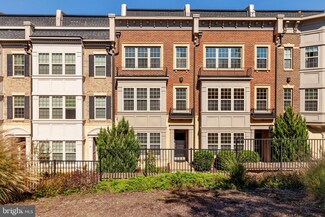 507 Overlook Park Dr Unit 42, Oxon Hill, MD 20745